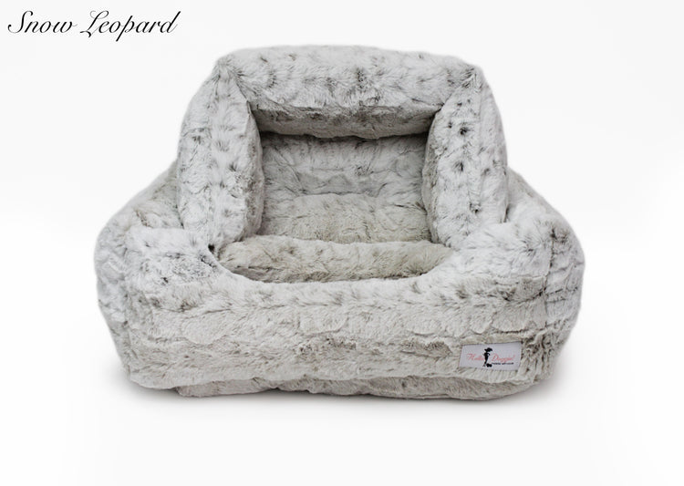 Snow leopard luxury dog bed for small breeds